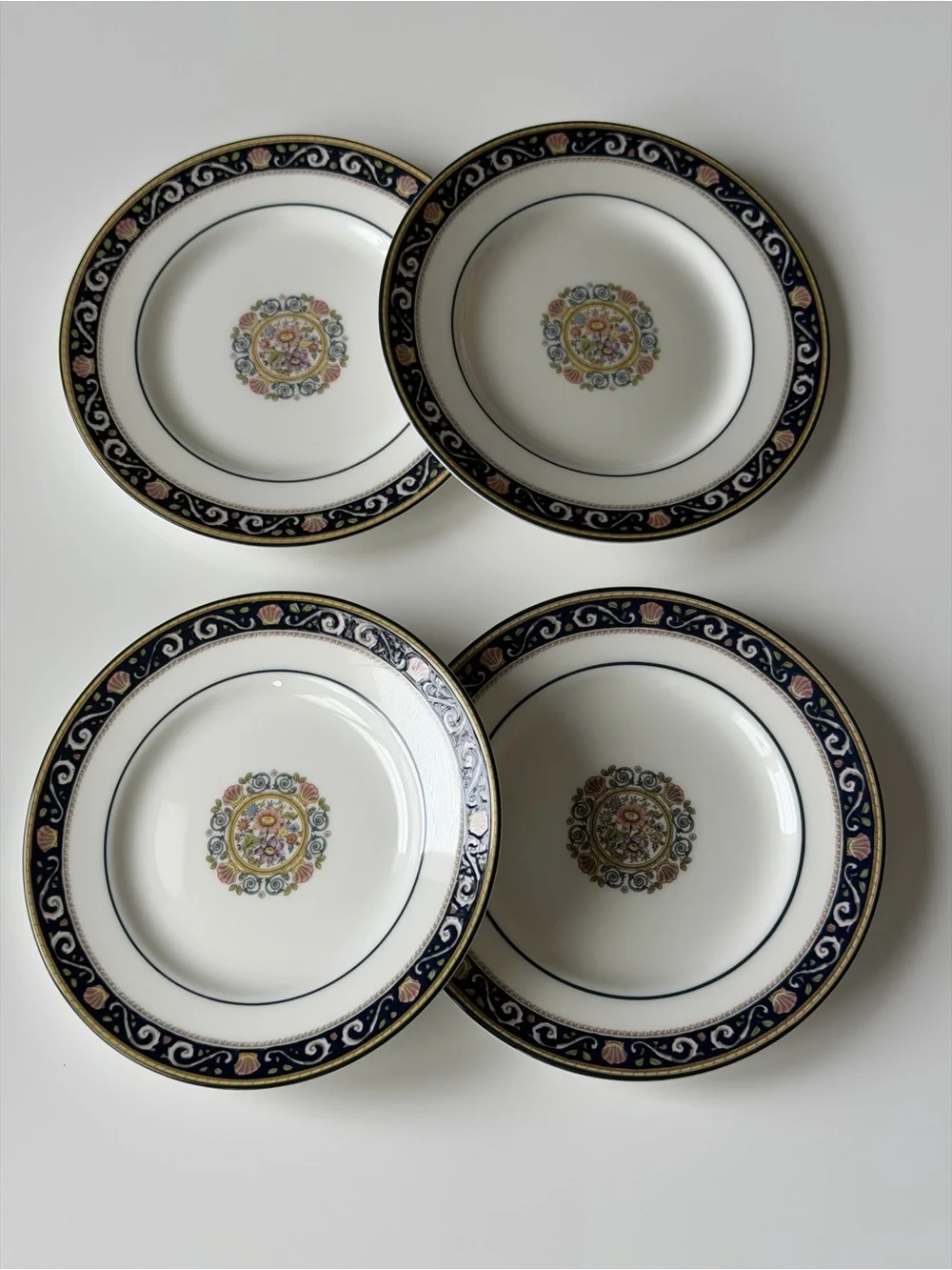 Wedgwood England Runnymede 6” Bread & Butter Plates Dark Blue - Set Of 4